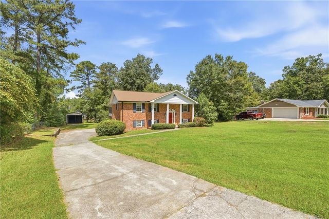 1920 Long Ridge Drive, Macon, GA 31211
