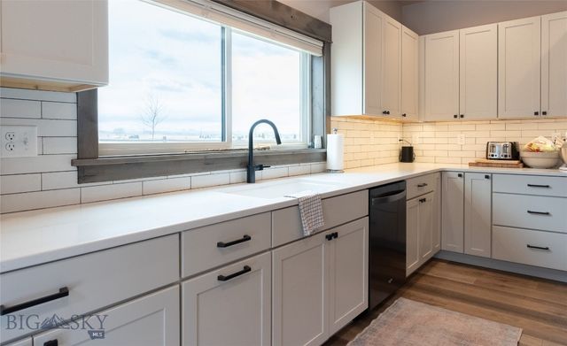 100 Colony, Manhattan, MT 59741