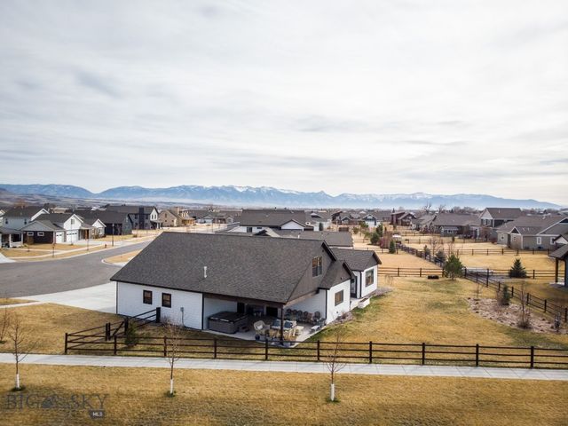 100 Colony, Manhattan, MT 59741