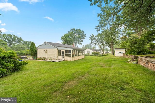 3211 SHARON LN, Norristown, PA 19403