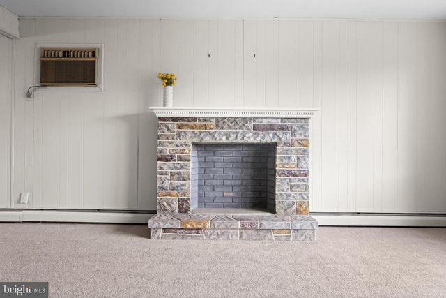 3211 SHARON LN, Norristown, PA 19403