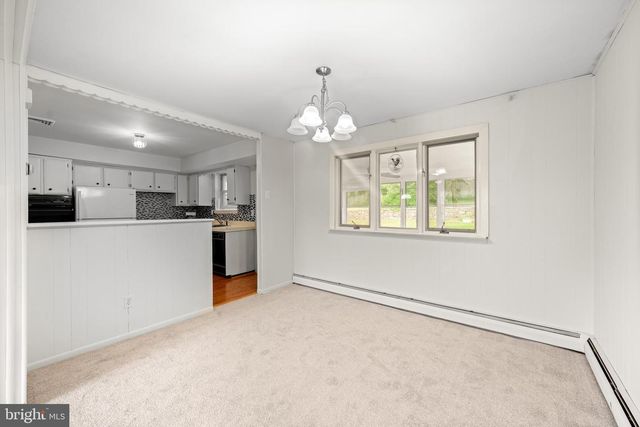 3211 SHARON LN, Norristown, PA 19403