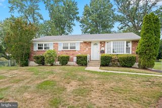3211 SHARON LN, Norristown, PA 19403