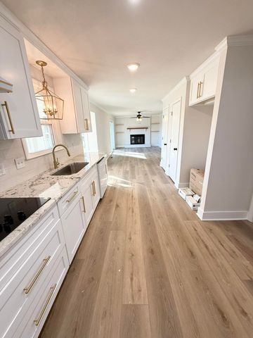 140 Stonemill Drive, Martinez, GA 30907