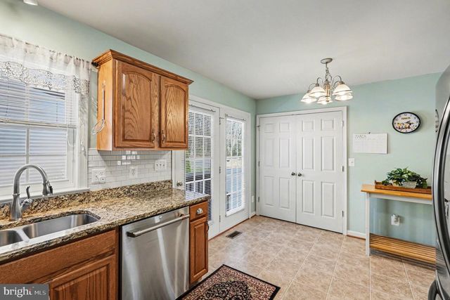 198 CEDAR LN, Colonial Beach, VA 22443