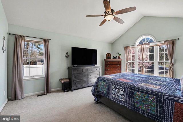 198 CEDAR LN, Colonial Beach, VA 22443