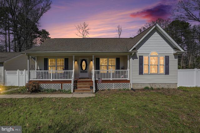 198 CEDAR LN, Colonial Beach, VA 22443