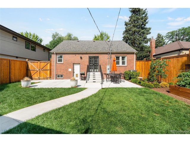 2068 Jasmine St, Denver, CO 80207