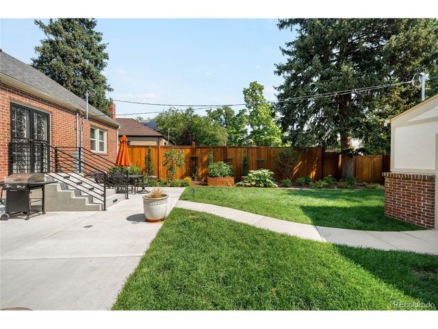 2068 Jasmine St, Denver, CO 80207