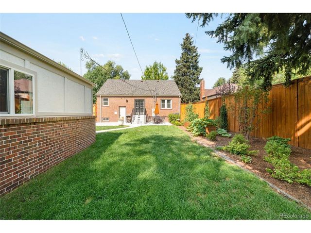 2068 Jasmine St, Denver, CO 80207