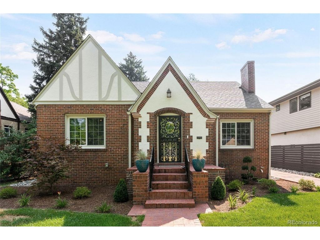 2068 Jasmine St, Denver, CO 80207