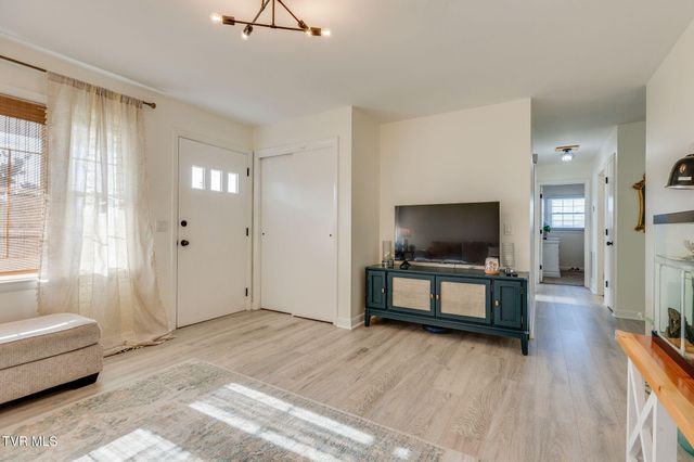413 Anngea Lane, Kingsport, TN 37660