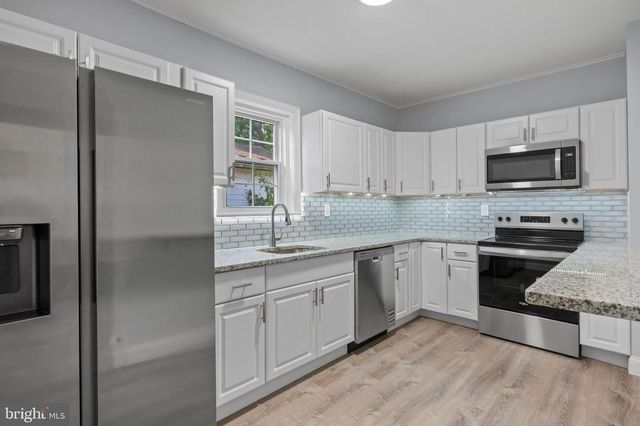 122 ARLINGTON ST, Reading, PA 19611