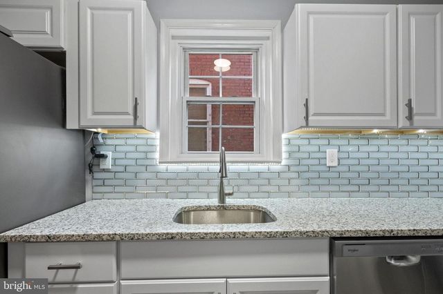 122 ARLINGTON ST, Reading, PA 19611