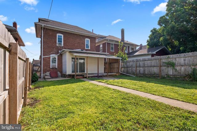 122 ARLINGTON ST, Reading, PA 19611