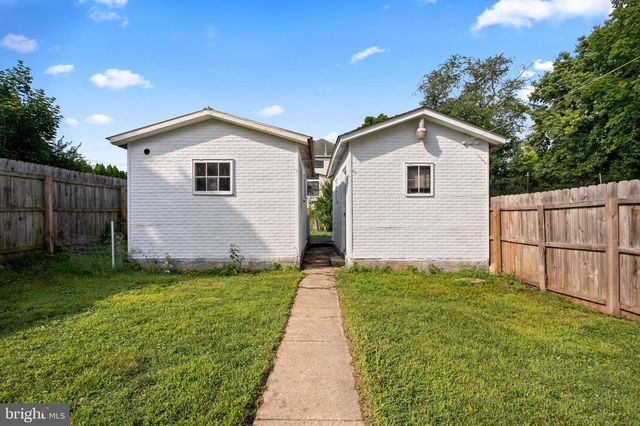 122 ARLINGTON ST, Reading, PA 19611