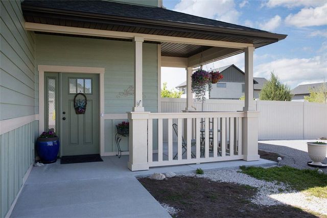 2645 Meadow Creek Loop, Billings, MT 59105