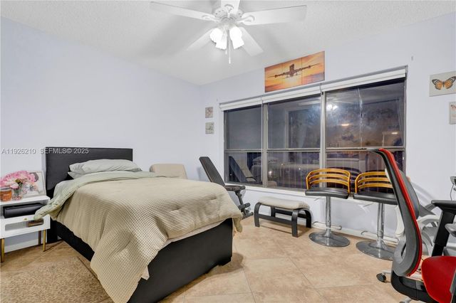 3050 NW 42nd Ave C406, Coconut Creek, FL 33066