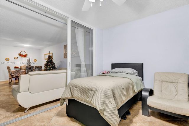 3050 NW 42nd Ave C406, Coconut Creek, FL 33066