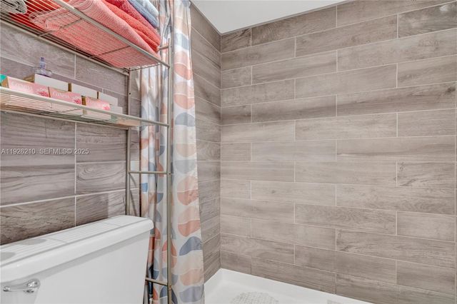 3050 NW 42nd Ave C406, Coconut Creek, FL 33066