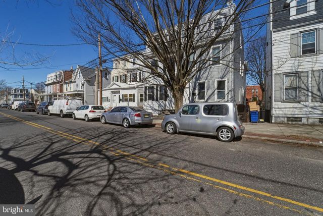323 MARKET ST, Gloucester City, NJ 08030