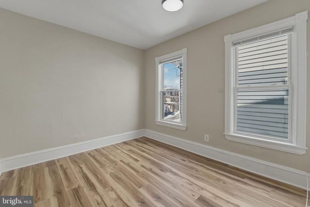 323 MARKET ST, Gloucester City, NJ 08030