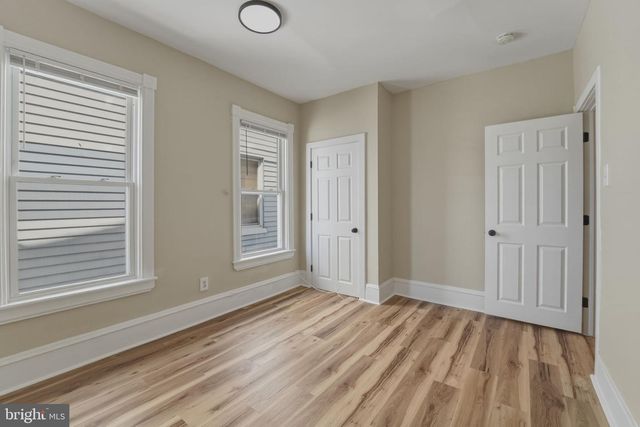 323 MARKET ST, Gloucester City, NJ 08030
