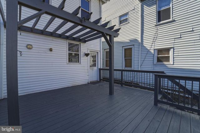 323 MARKET ST, Gloucester City, NJ 08030
