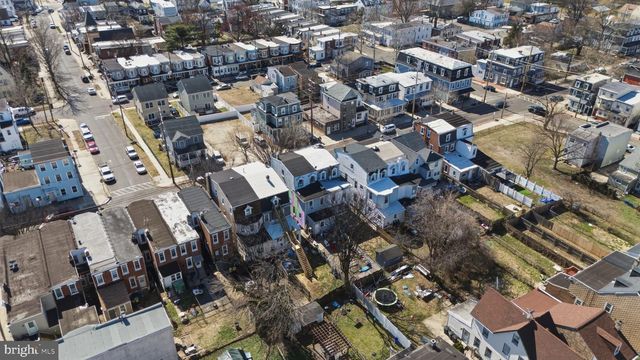 323 MARKET ST, Gloucester City, NJ 08030