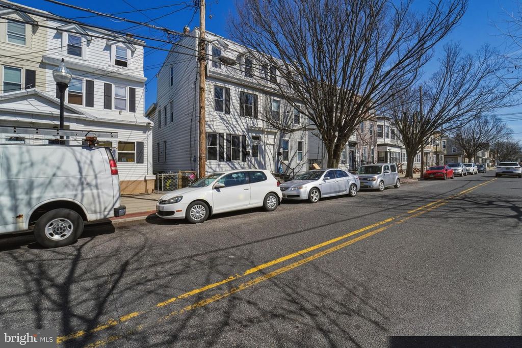 Image 47 of property listing at 323 MARKET ST, Gloucester City, NJ 08030