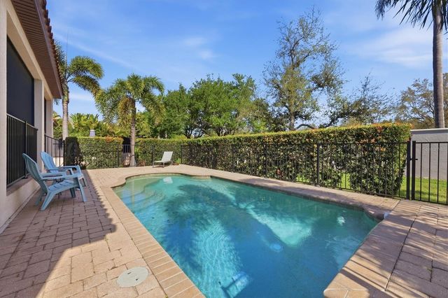 5423 TITLE ROW DRIVE, Bradenton, FL 34210