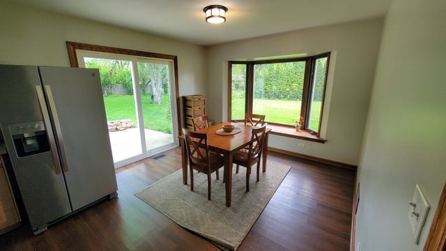 678 Ray Avenue, West Chicago, IL 60185