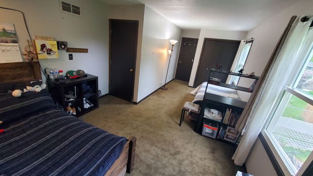 678 Ray Avenue, West Chicago, IL 60185