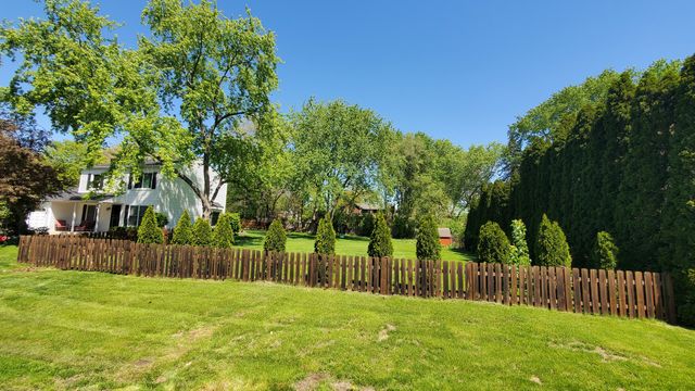 678 Ray Avenue, West Chicago, IL 60185
