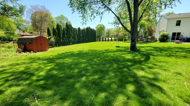 678 Ray Avenue, West Chicago, IL 60185
