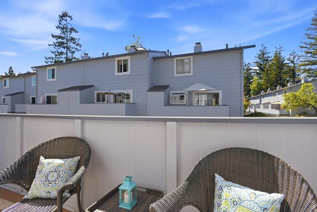 824 Bay Street, Mountain View, CA 94041