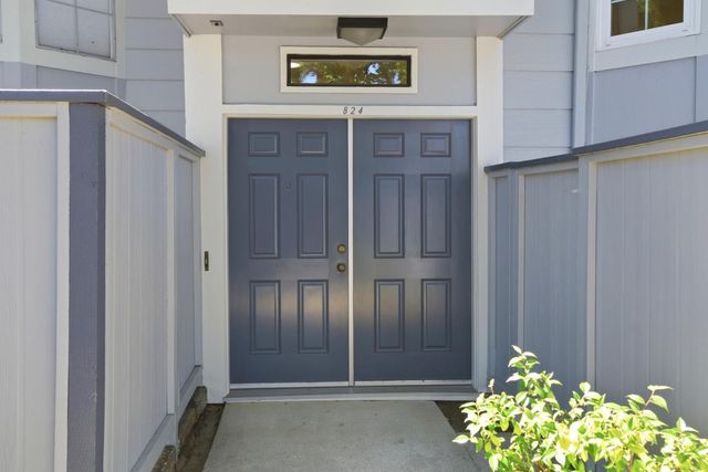 824 Bay Street, Mountain View, CA 94041