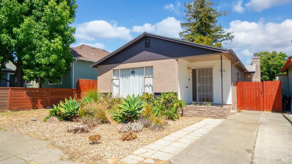 1016 Ohio St, Vallejo, CA 94590