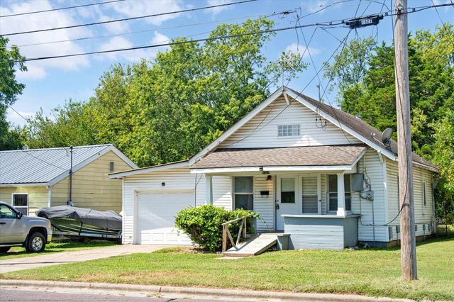 1327 N Marion Avenue, Springfield, MO 65802