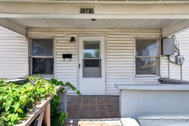 1327 N Marion Avenue, Springfield, MO 65802