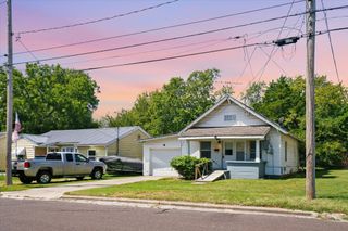 1327 N Marion Avenue, Springfield, MO 65802