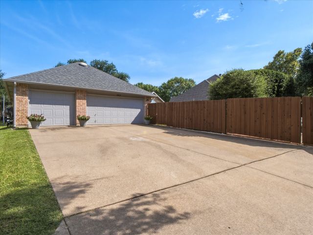 2612 Cheverny Drive, Mckinney, TX 75070