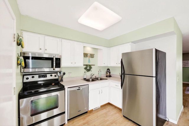 6955 Park Ridge Drive, Madison, WI 53719