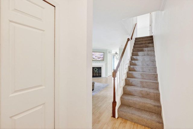 6955 Park Ridge Drive, Madison, WI 53719