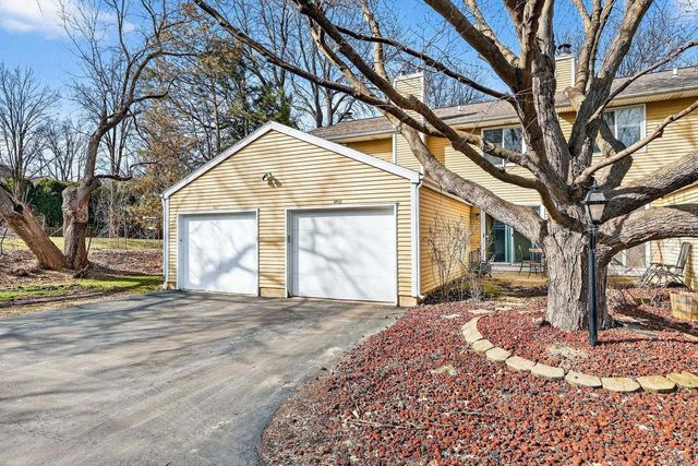 6955 Park Ridge Drive, Madison, WI 53719