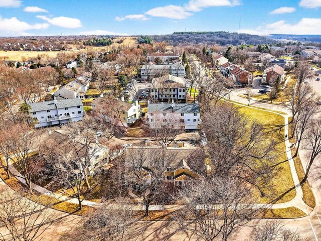 6955 Park Ridge Drive, Madison, WI 53719