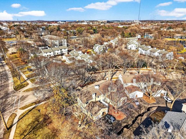 6955 Park Ridge Drive, Madison, WI 53719