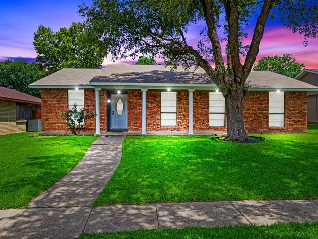 7232 Long Canyon Trail, Dallas, TX 75249