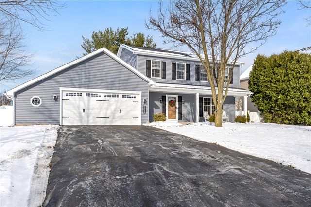 5914 King Hill Drive, Farmington, NY 14425