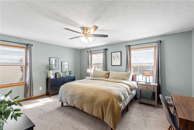 5914 King Hill Drive, Farmington, NY 14425